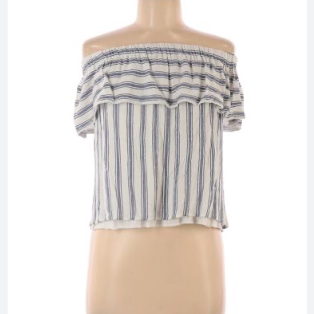 Casual convertible shoulder top